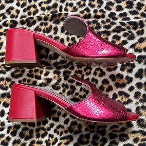 OUIGAL red metallic slip on heel size 38